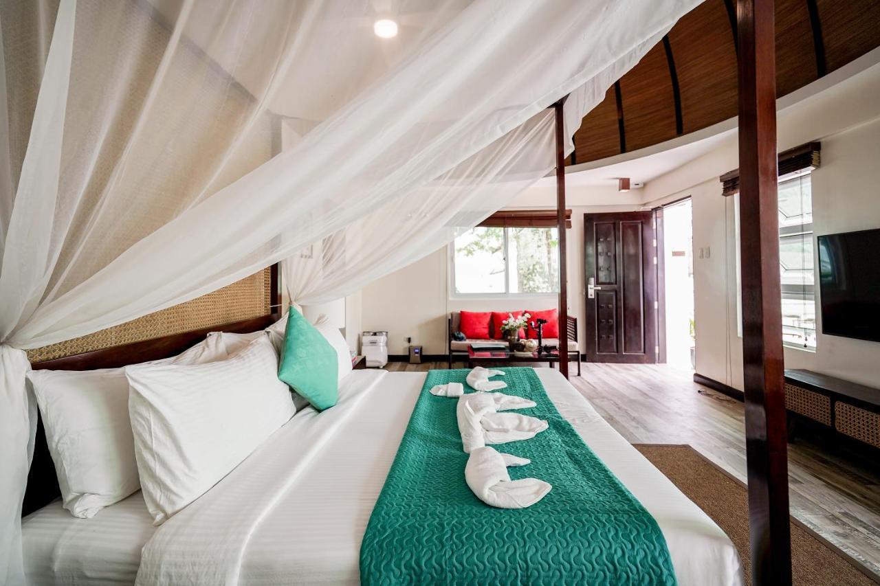 Weekends El Nido Beach Resort Ngoại thất bức ảnh